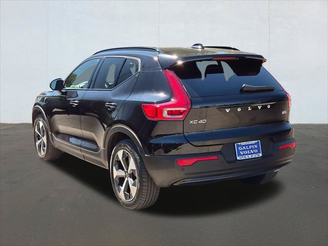 Certified 2024 Volvo XC40 B5 Core w/ Protection Package Premier AWD/4WD image 7