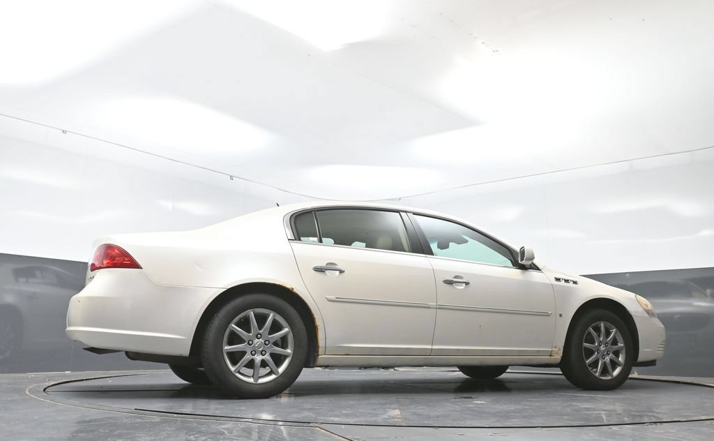 Used 2008 Buick Lucerne CXL w/ Ultra Confidence Package FWD image 40