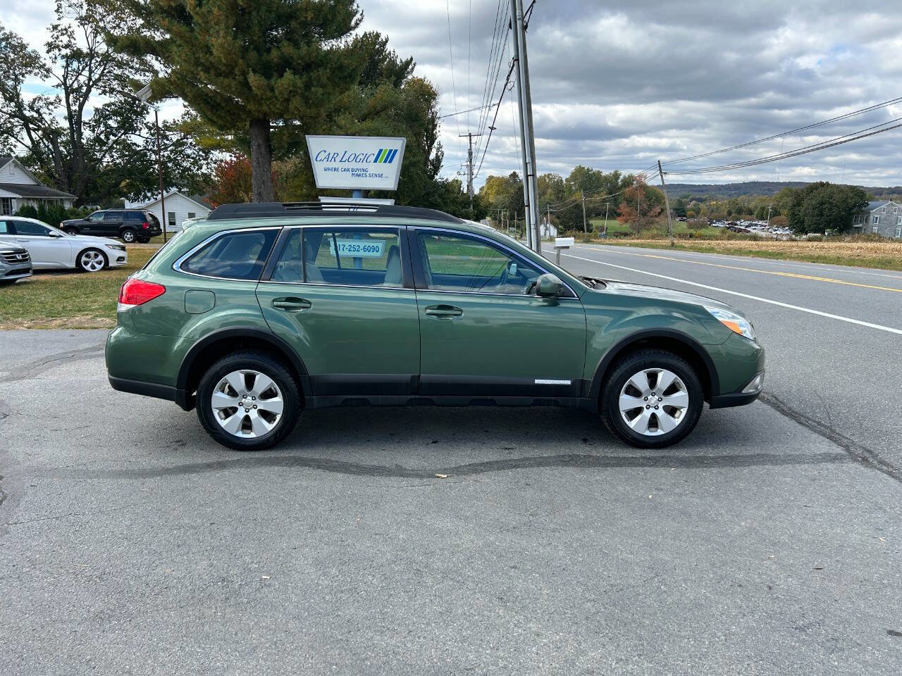 Used 2012 Subaru Outback 2.5i image 7