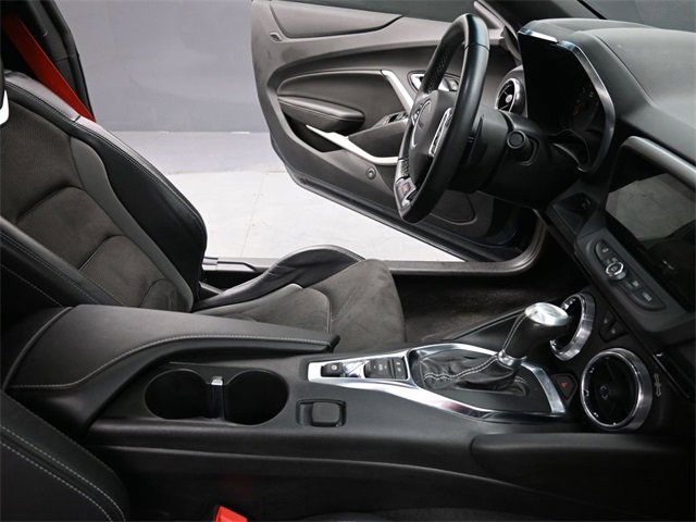 Used 2023 Chevrolet Camaro SS image 24