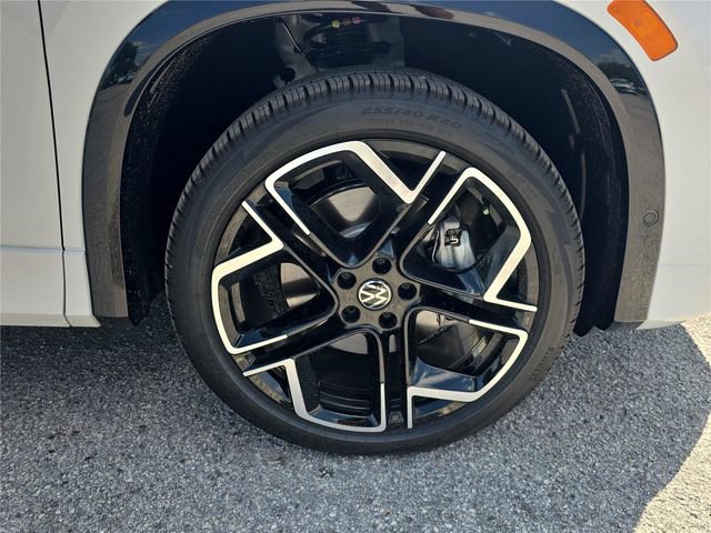 New 2026 Volkswagen Tiguan SEL R-Line AWD/4WD image 26