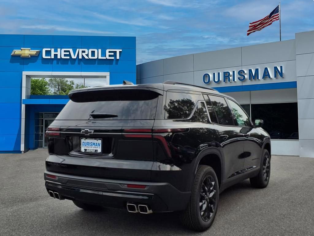 New 2026 Chevrolet Traverse LT w/ Midnight/Sport Edition image 3