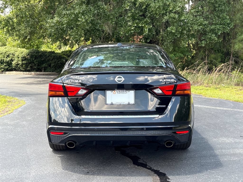 Used 2020 Nissan Altima 2.0 Platinum FWD image 27