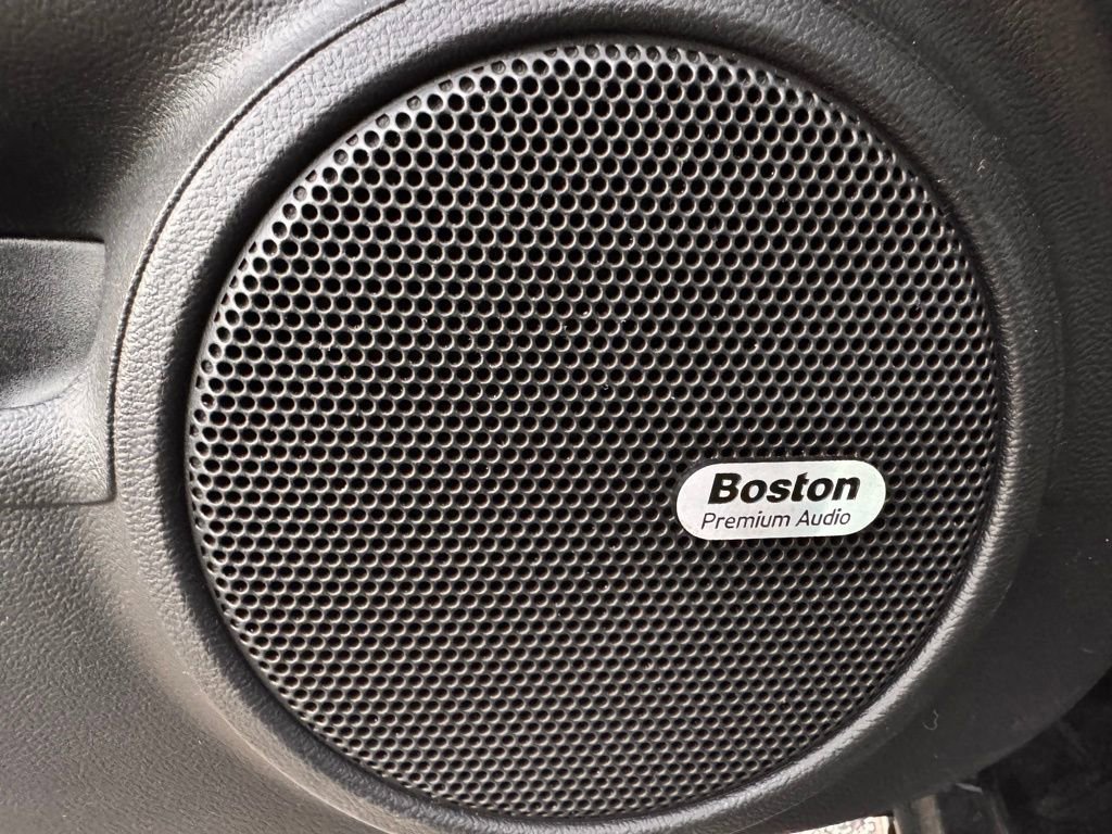 Used 2015 Chevrolet Camaro SS w/ RS Package image 15