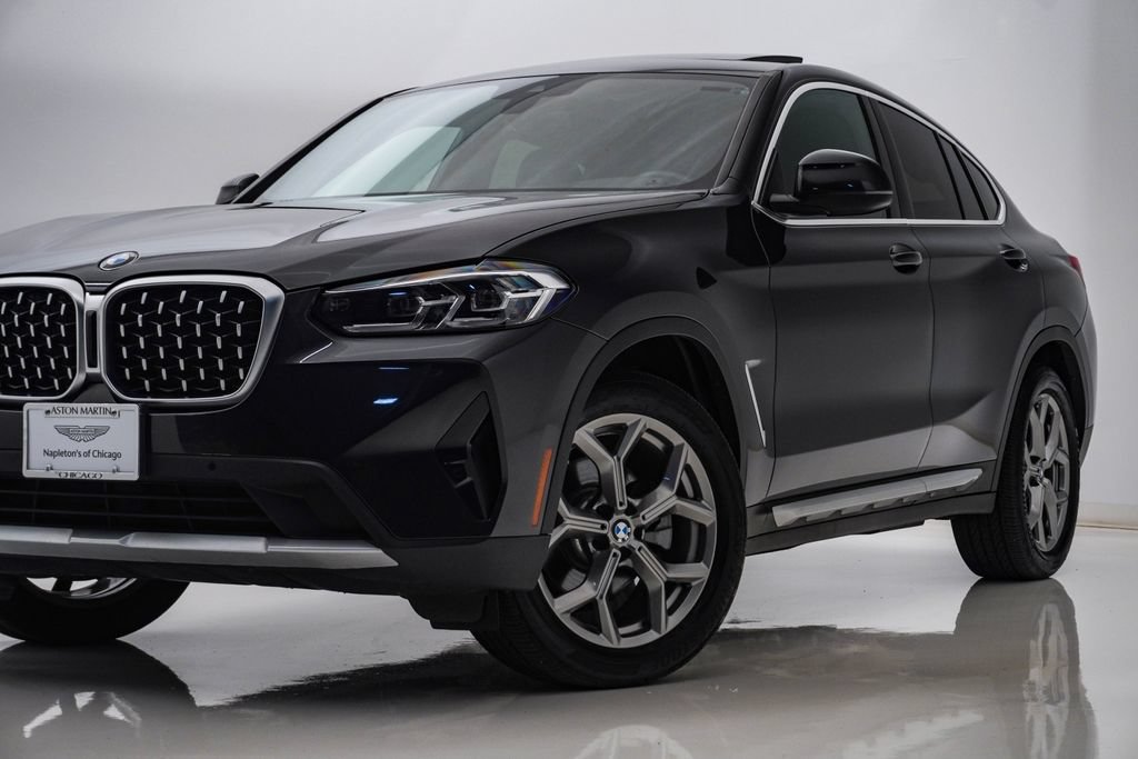 Used 2023 BMW X4 xDrive30i w/ Premium Package AWD/4WD image 2