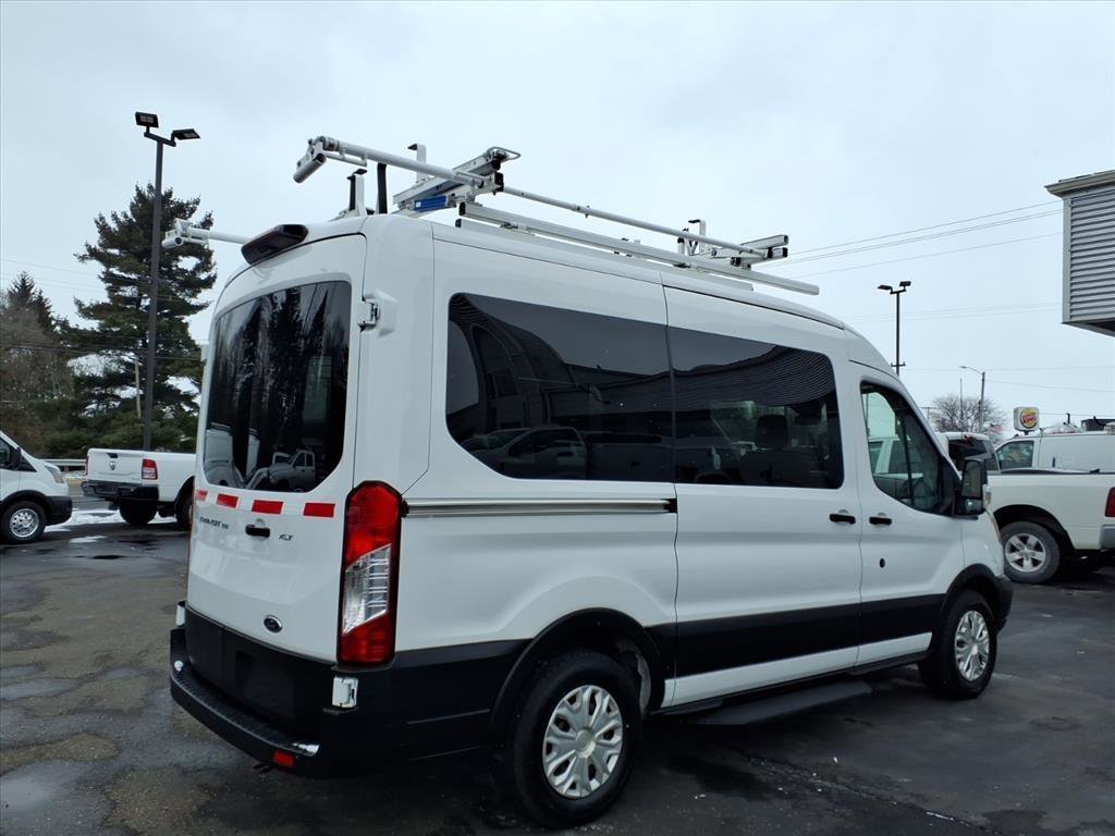 Used 2019 Ford Transit 150 XLT image 5