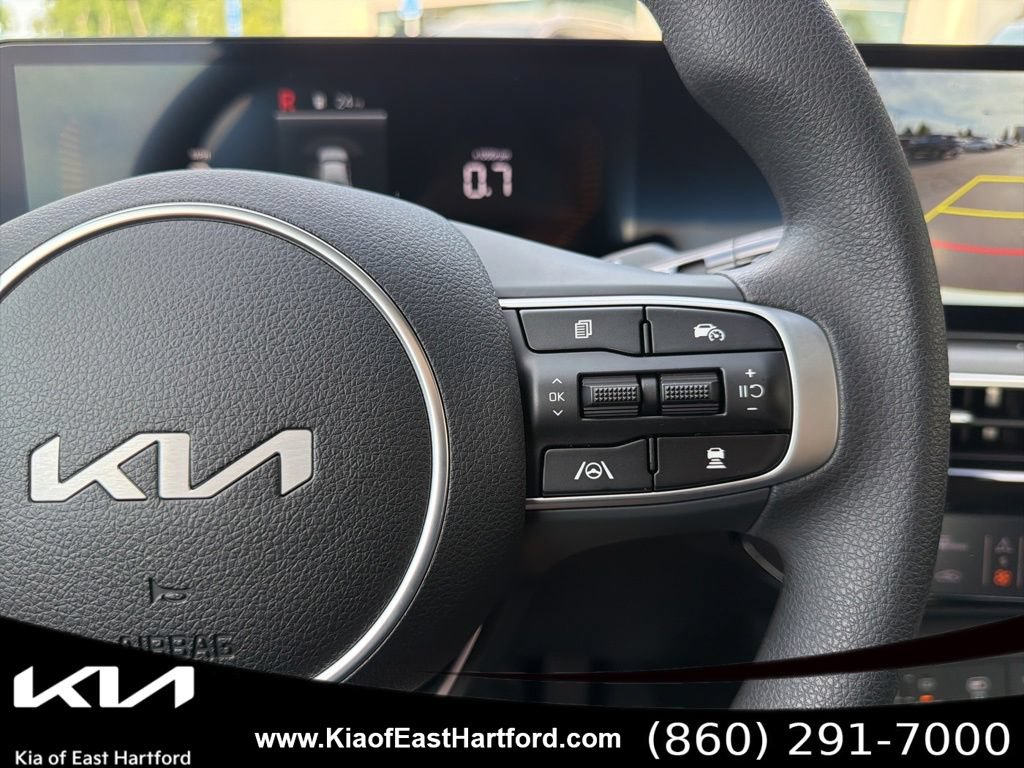 New 2026 Kia K5 LXS FWD image 33