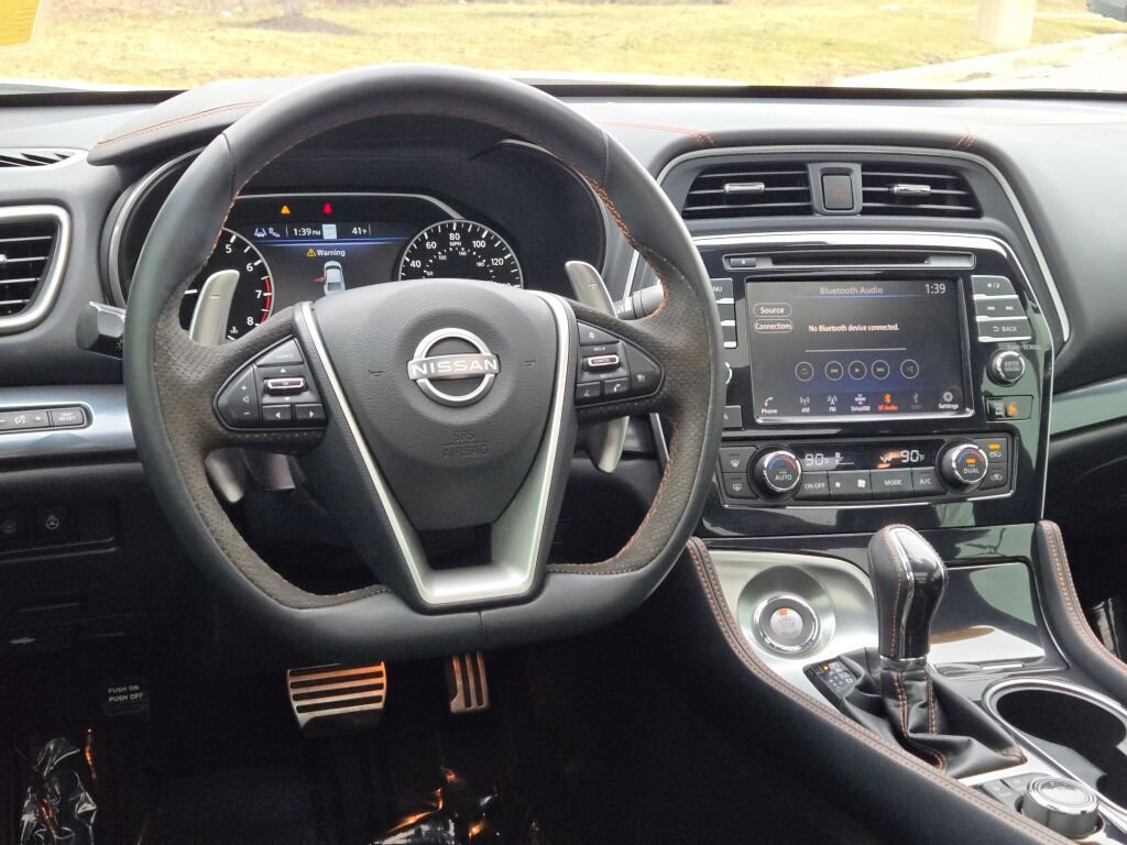 Used 2023 Nissan Maxima SR w/ Sport Mat Group image 18