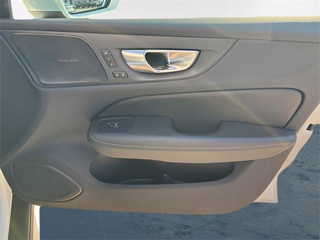 Used 2024 Volvo V60 B5 Cross Country Ultimate w/ Protection Package Premier image 14