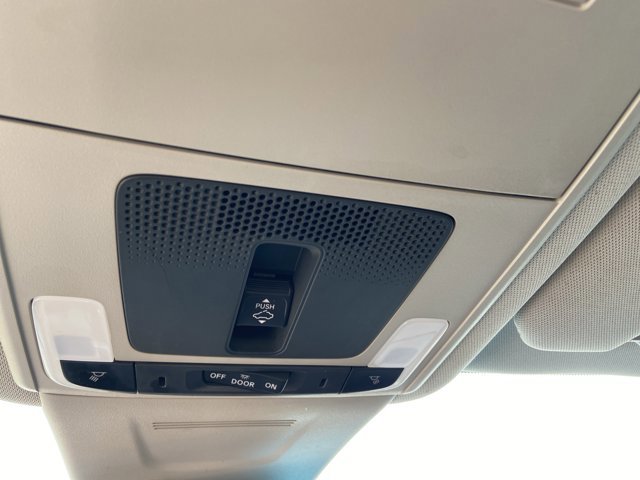 Used 2023 Honda CR-V EX-L image 39