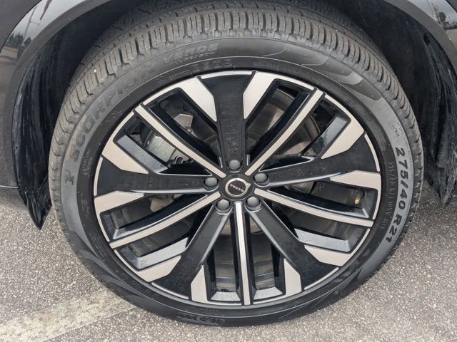 Used 2025 Volvo XC90 B6 Plus image 10