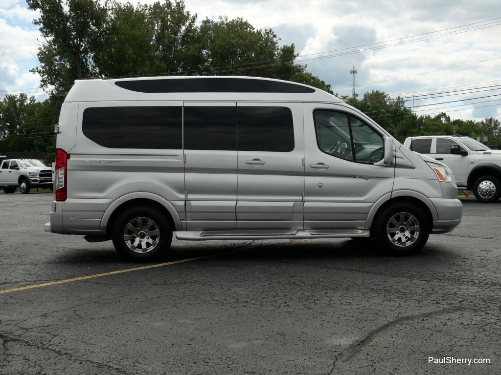 Used 2017 Ford Transit 150 XLT image 11