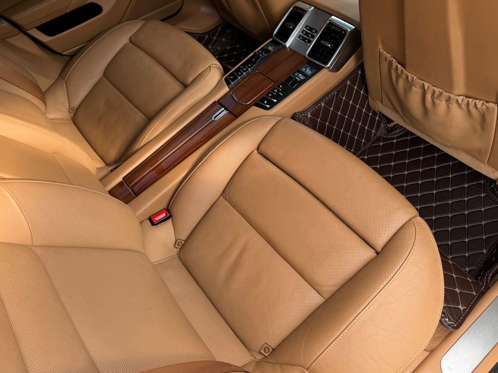Used 2011 Porsche Panamera Turbo image 25