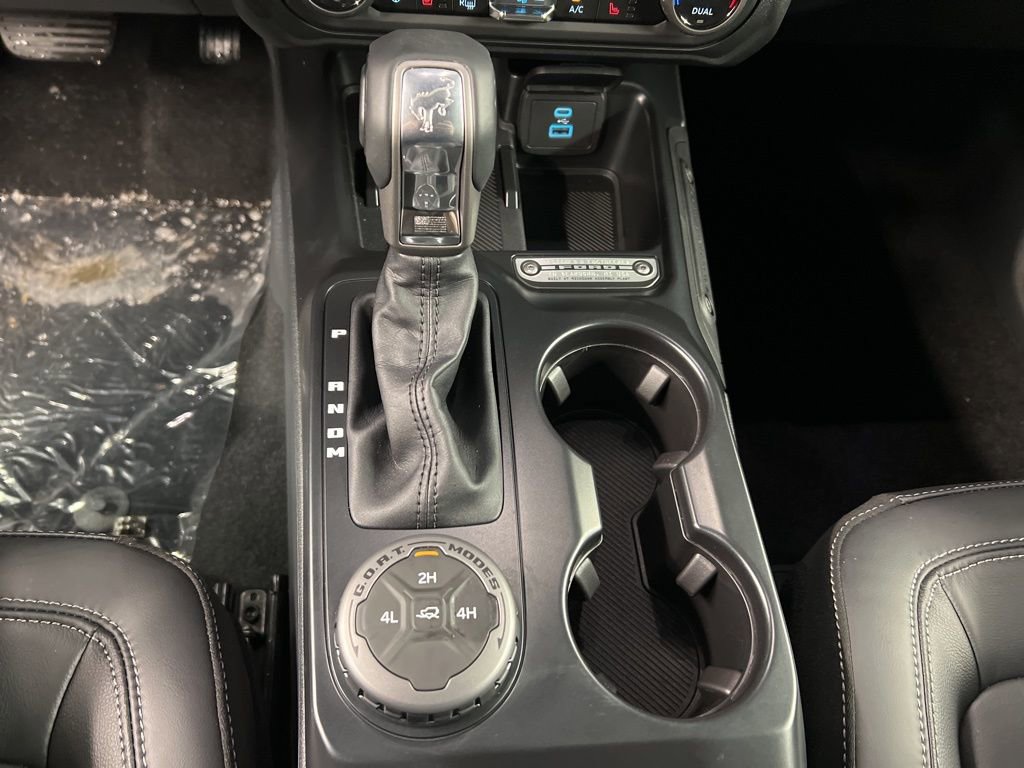 New 2025 Ford Bronco Outer Banks image 16