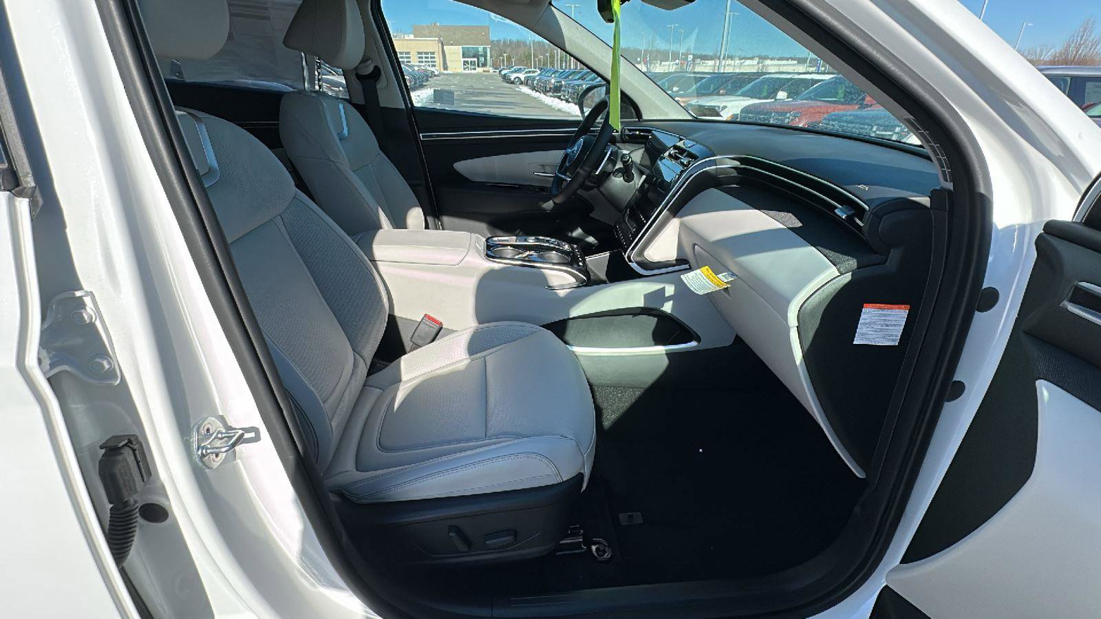 Used 2024 Hyundai Tucson Limited image 10