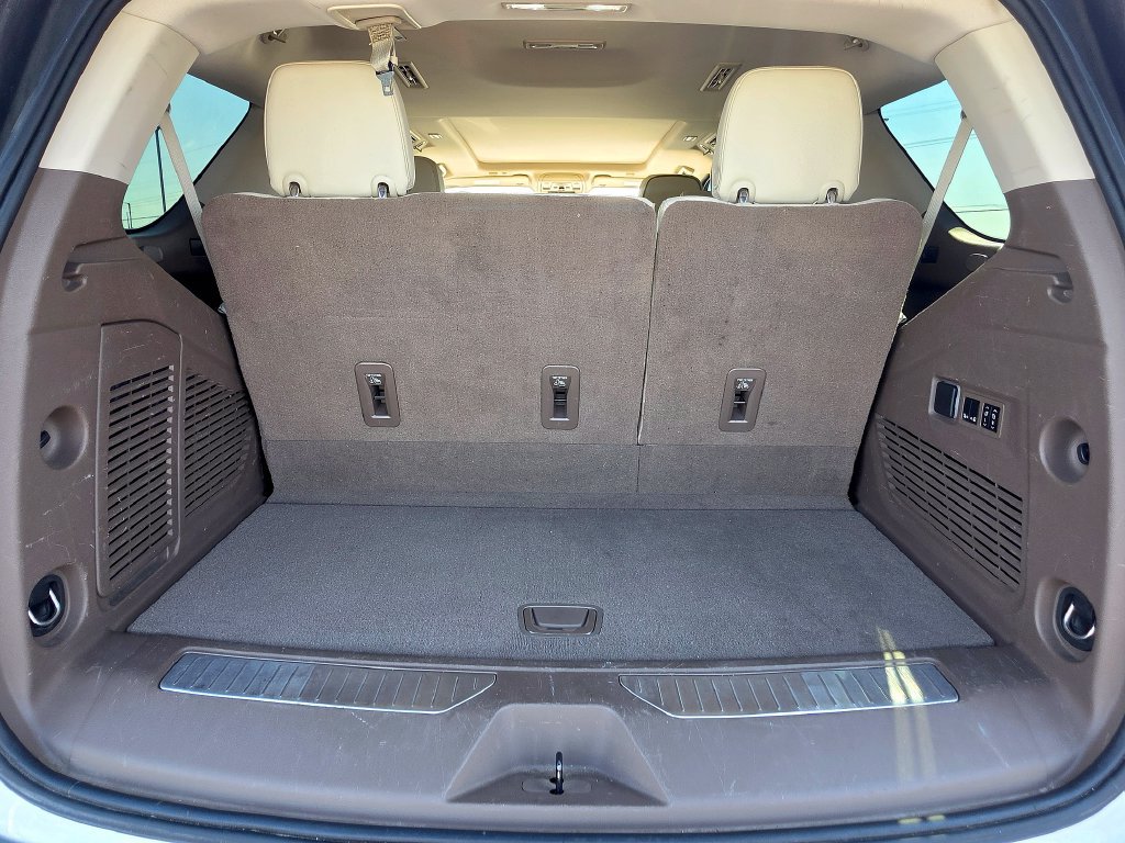 Used 2021 GMC Yukon Denali AWD/4WD image 6
