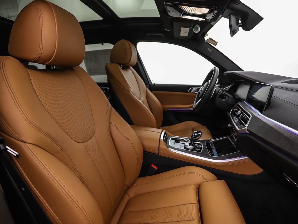 Used 2022 BMW X5 xDrive40i w/ M Sport Package image 30