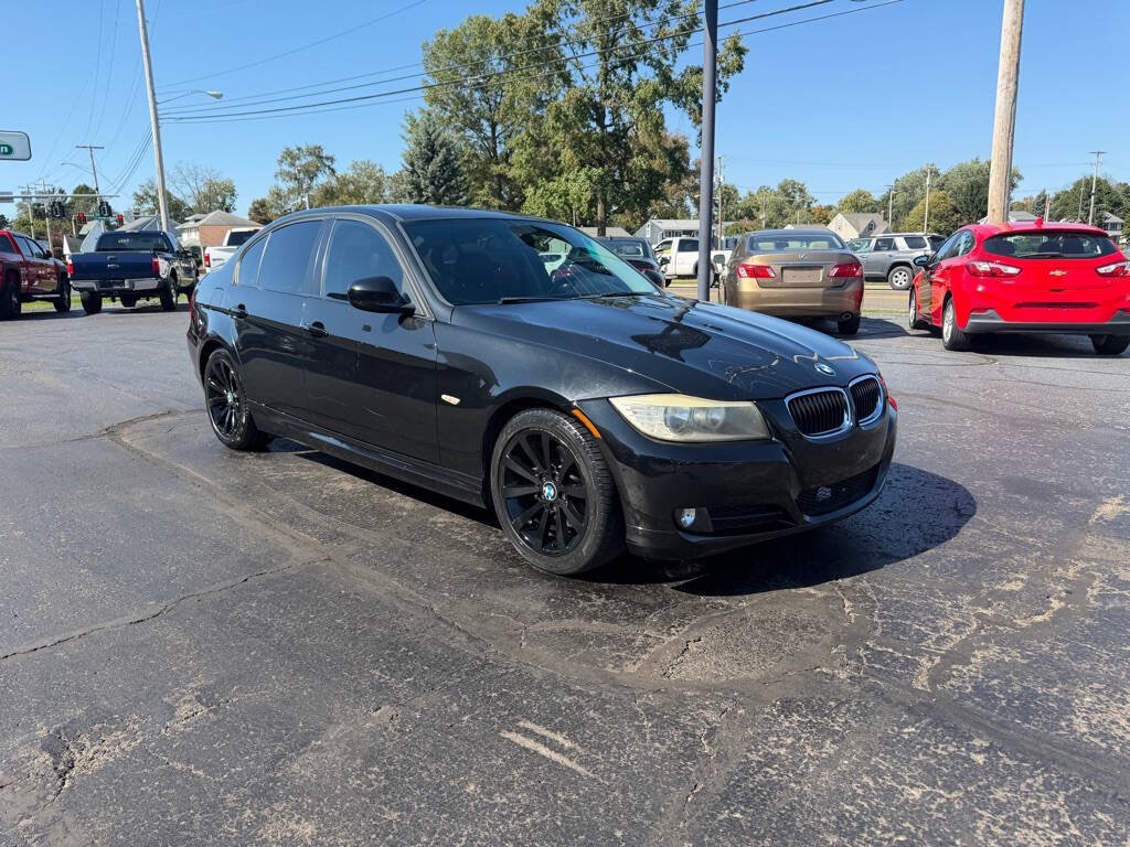 Used 2011 BMW 328i Sedan RWD image 5