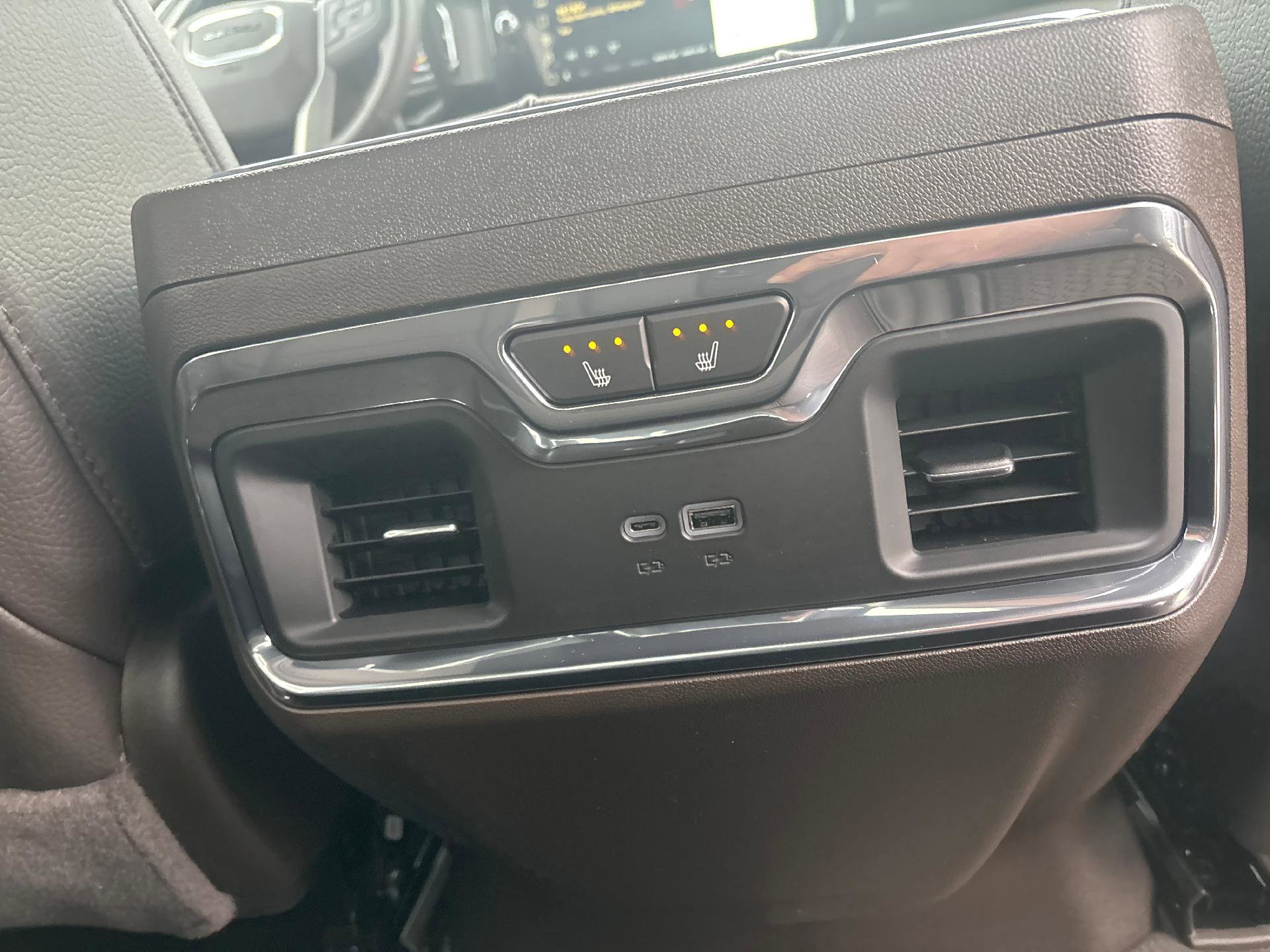 New 2026 GMC Sierra 3500 Denali w/ Technology Package image 41