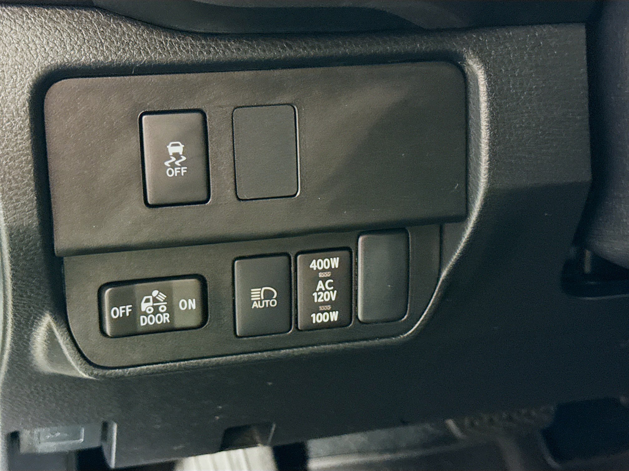 Certified 2023 Toyota Tacoma TRD Sport AWD/4WD image 10