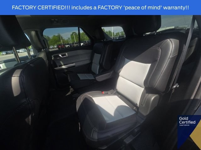 Used 2024 Ford Explorer XLT w/ Equipment Group 202A AWD/4WD image 20