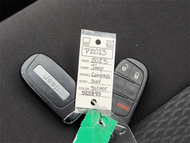 Used 2023 Jeep Compass Sport image 31