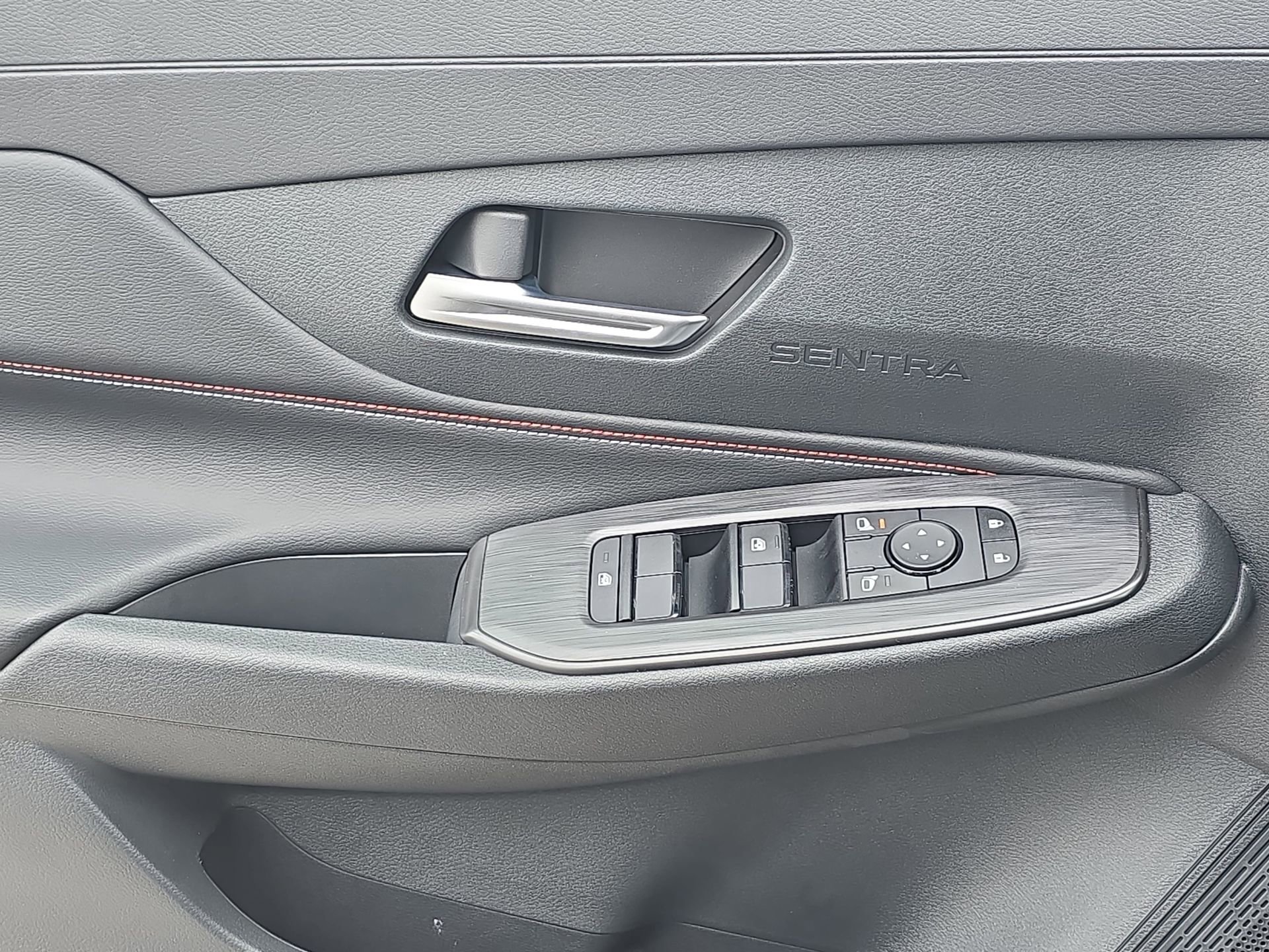 New 2026 Nissan Sentra SR w/ SR Premium Package FWD image 25