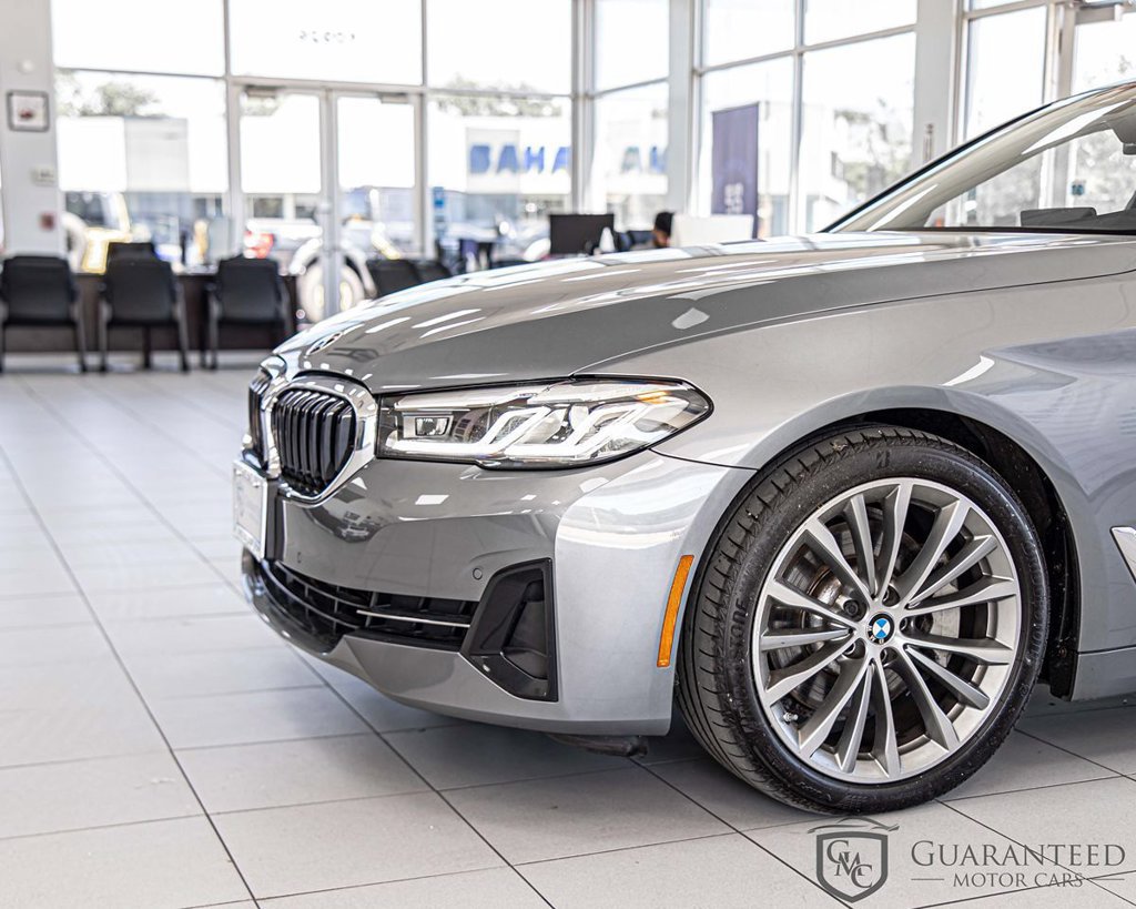 Used 2023 BMW 530i xDrive w/ Convenience Package AWD/4WD image 5