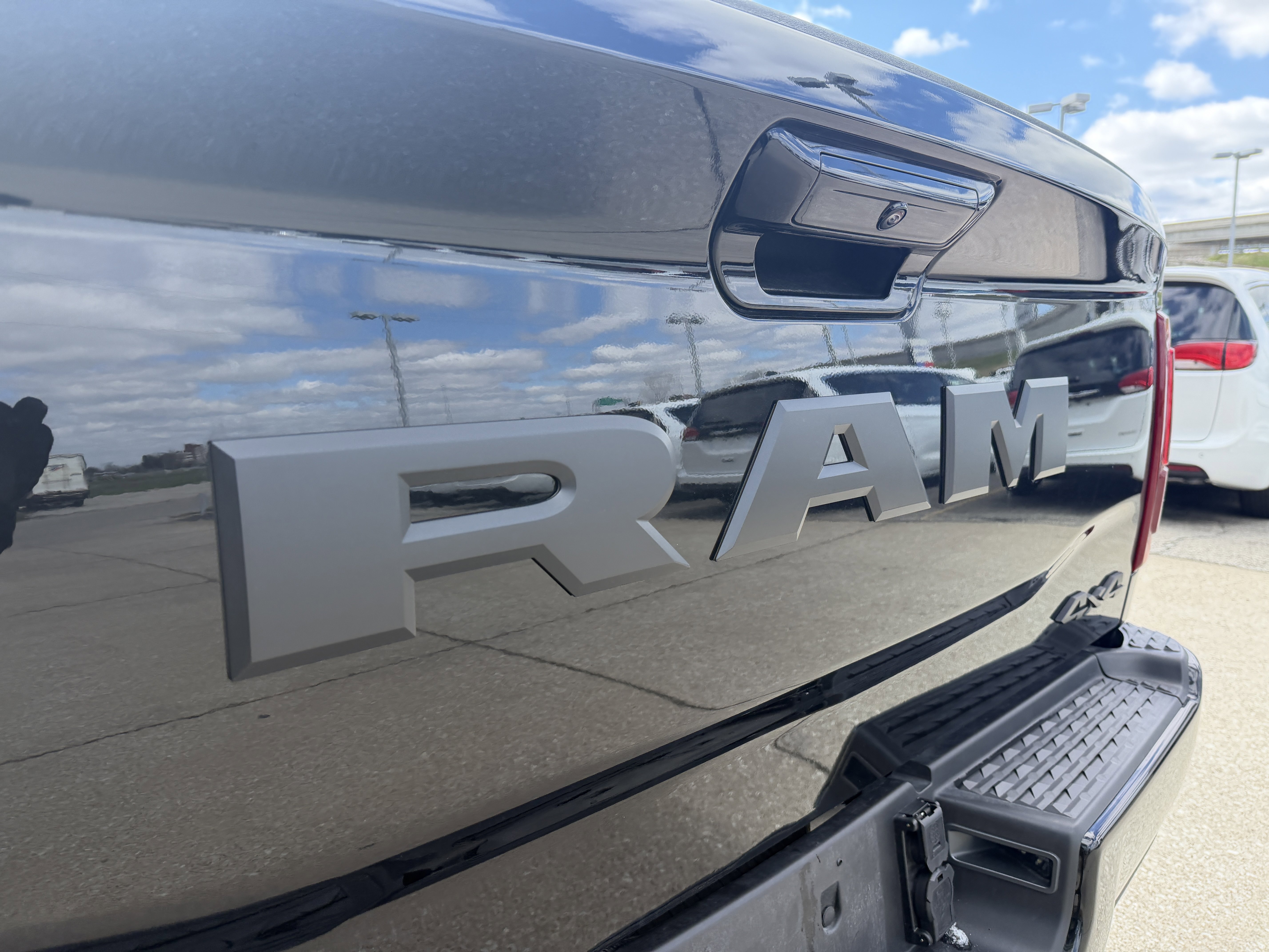 New 2026 RAM 2500 Limited image 8