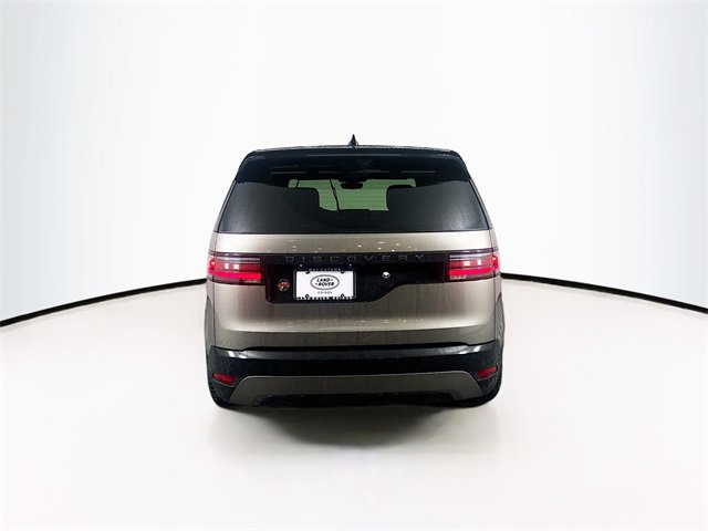 Used 2024 Land Rover Discovery Dynamic SE image 6