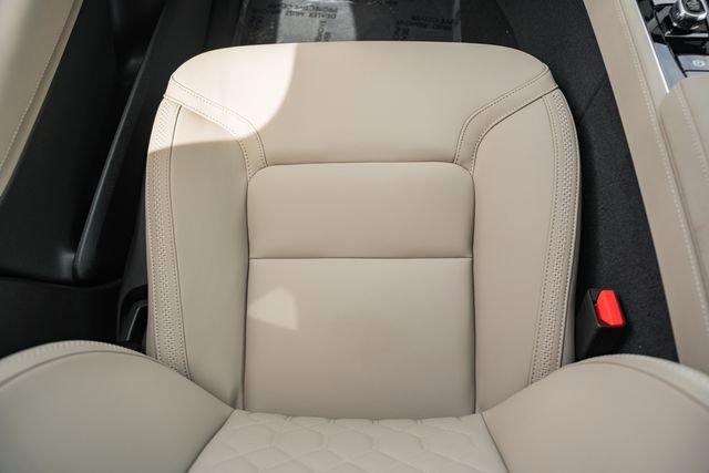 New 2026 Volvo XC90 B6 Plus w/ Protection Package Premier AWD/4WD image 31