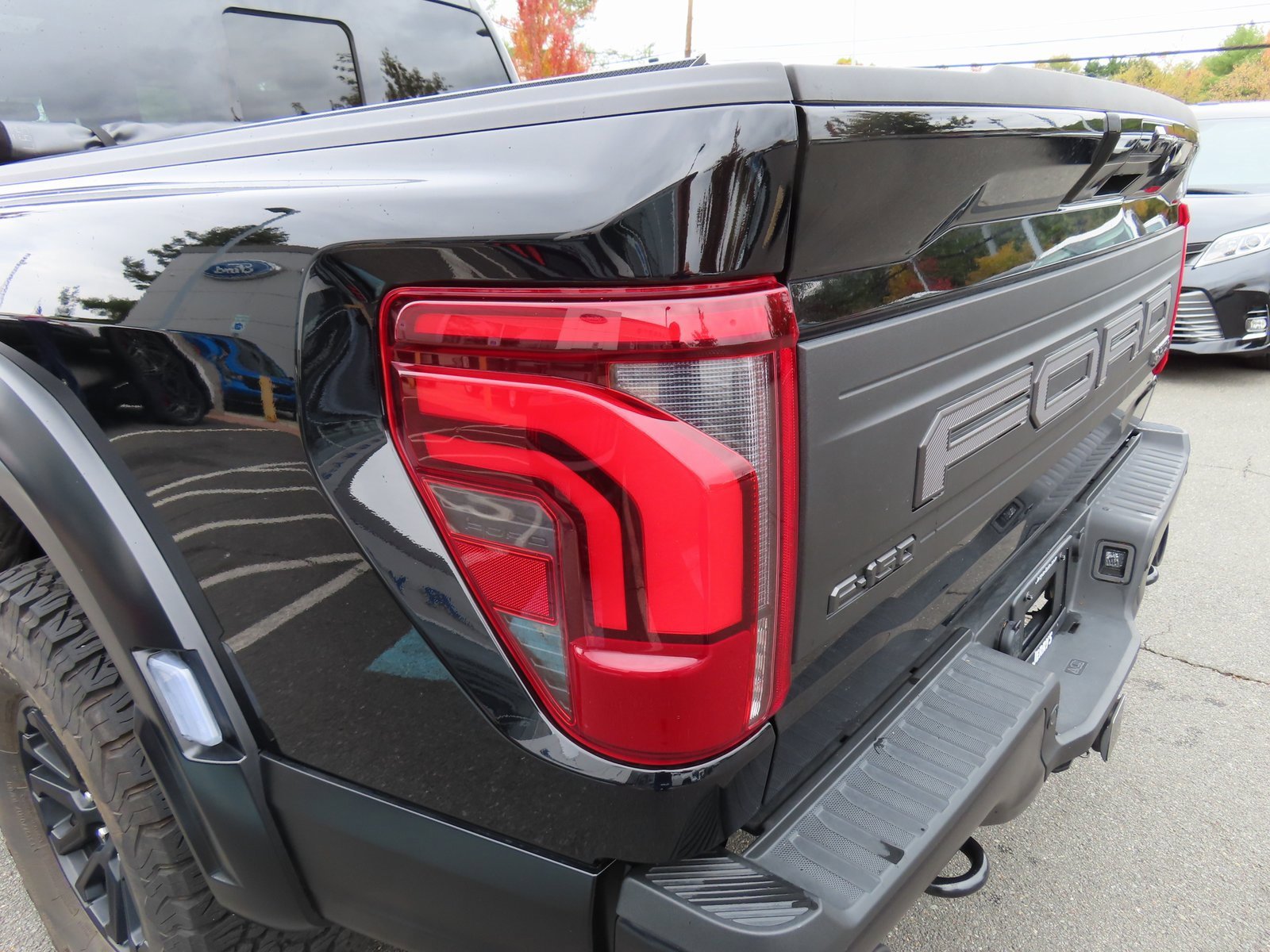 Used 2025 Ford F150 Raptor image 12