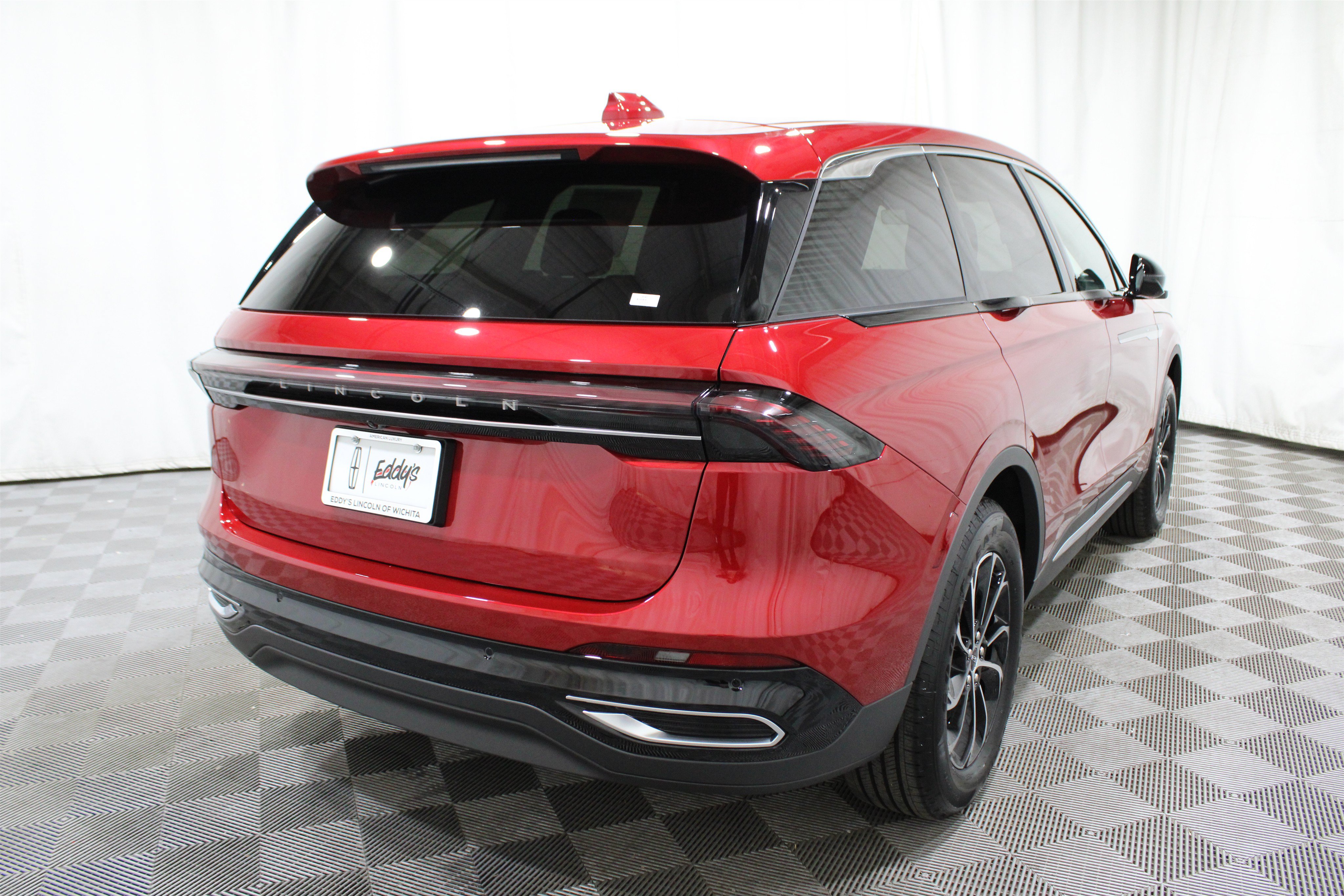 New 2026 Lincoln Nautilus Premier AWD/4WD image 32