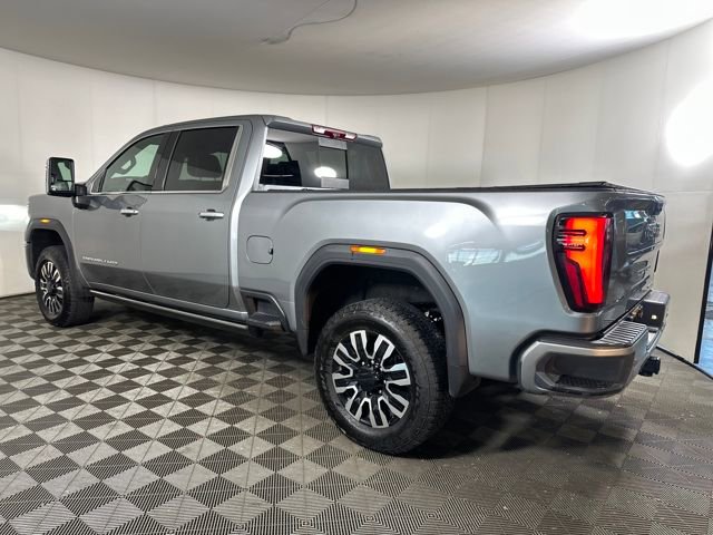 Used 2025 GMC Sierra 2500 Denali Ultimate image 5