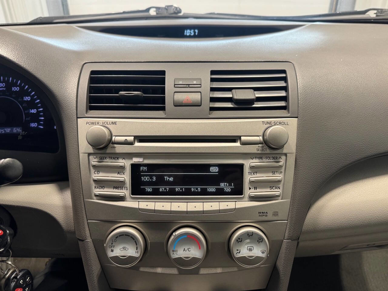 Used 2011 Toyota Camry LE w/ LE Extra-Value Pkg image 28