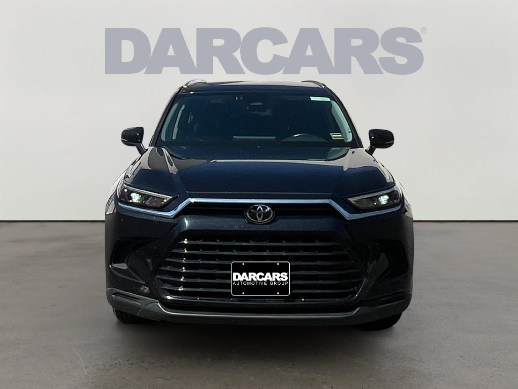 Used 2025 Toyota Grand Highlander AWD image 2