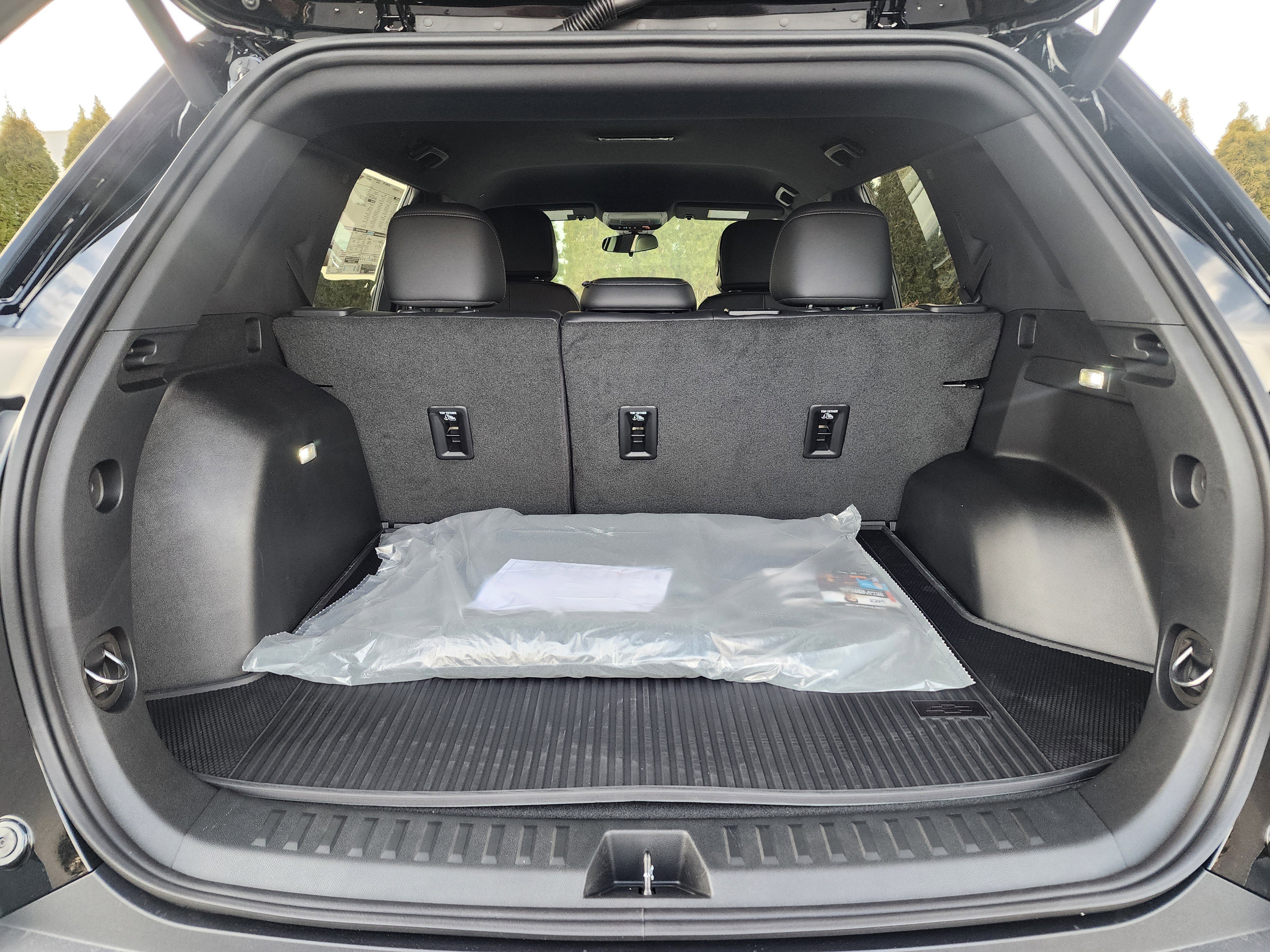 New 2026 Chevrolet Equinox LT w/ Convenience Package II image 12