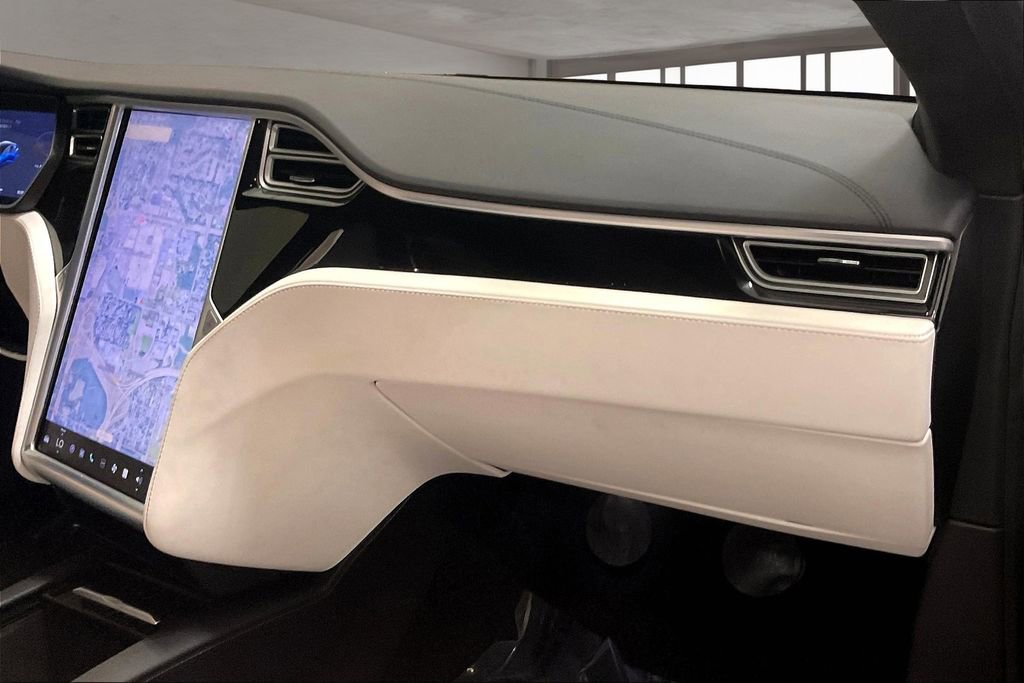 Used 2017 Tesla Model S 100D AWD/4WD image 15