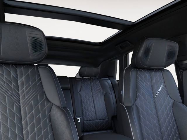 New 2026 Cadillac Lyriq V AWD/4WD image 24