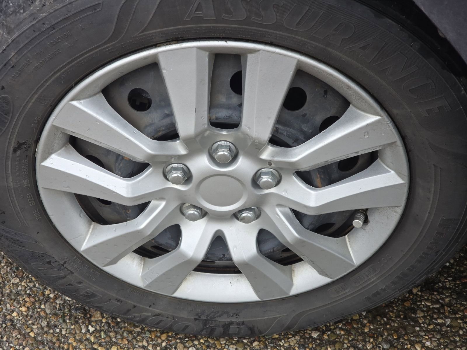 Used 2010 Toyota Sienna LE FWD image 29