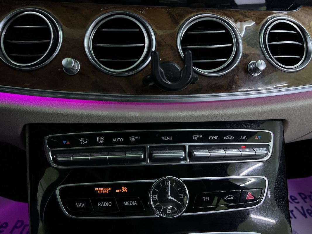 Used 2018 Mercedes-Benz E 300 w/ Premium 1 Package image 23