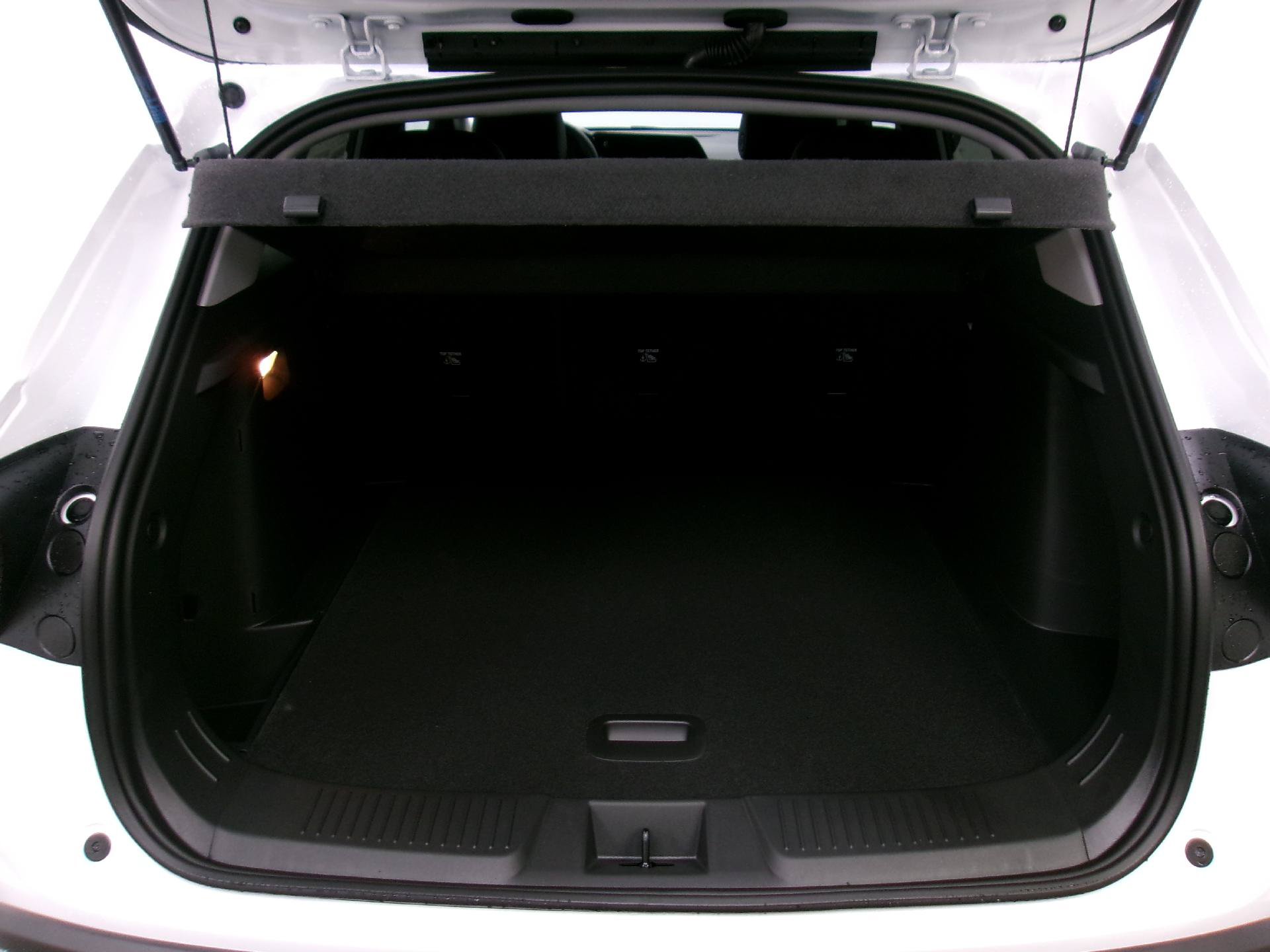 New 2026 Chevrolet Trax LT w/ LT Convenience Package FWD image 11