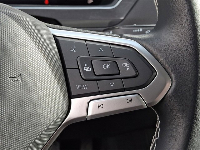 Used 2022 Volkswagen Tiguan SE image 22