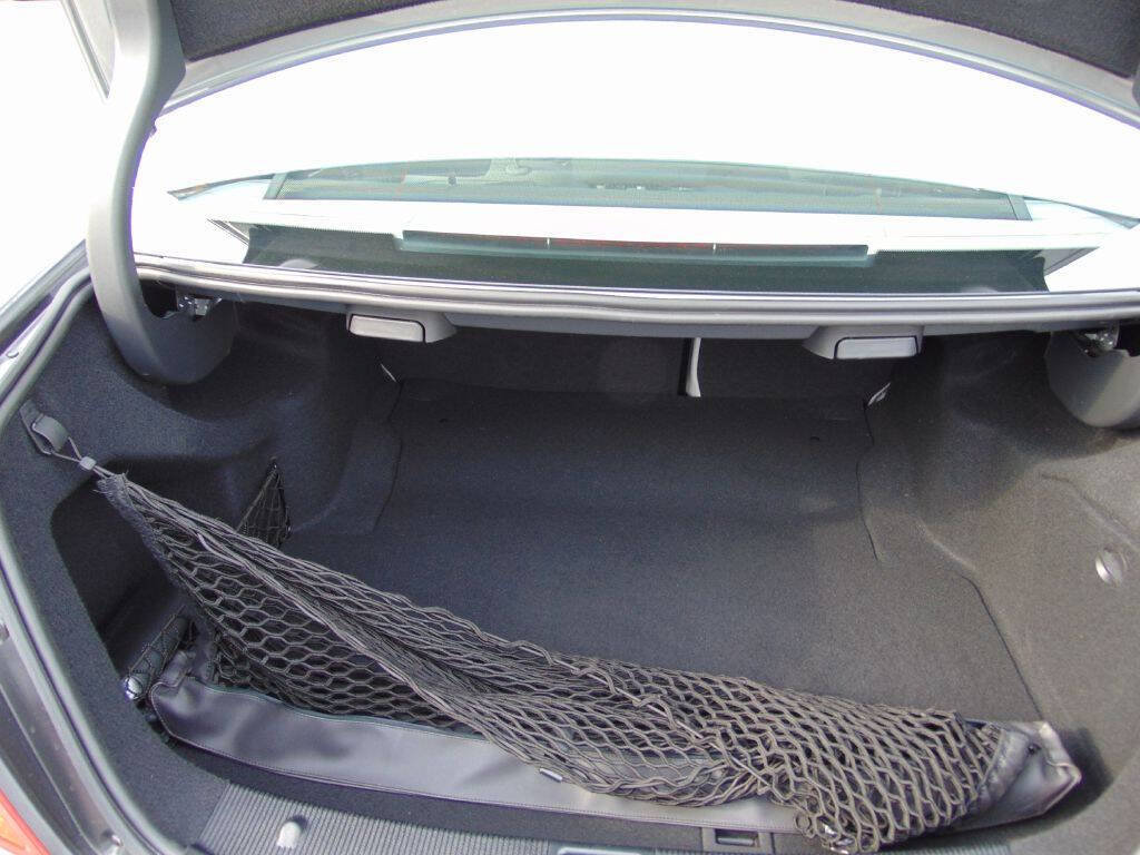 Used 2011 Mercedes-Benz C 300 Sedan image 18