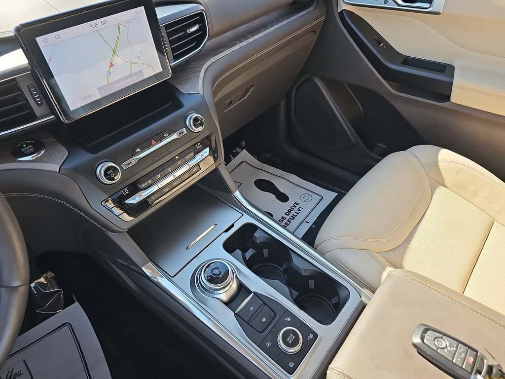 Used 2020 Ford Explorer Platinum AWD/4WD image 31