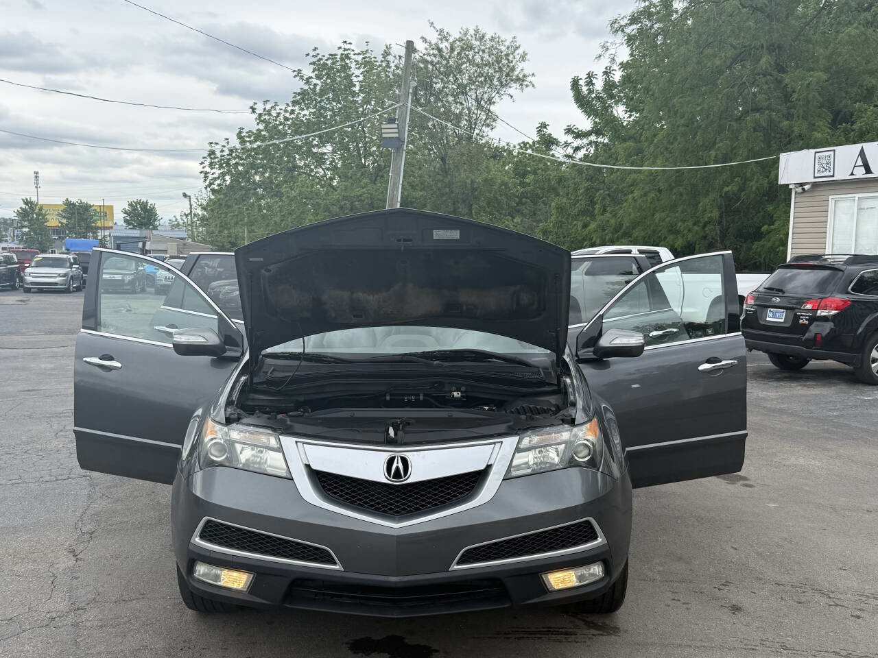 Used 2011 Acura MDX w/ Technology & Entertainment AWD/4WD image 26