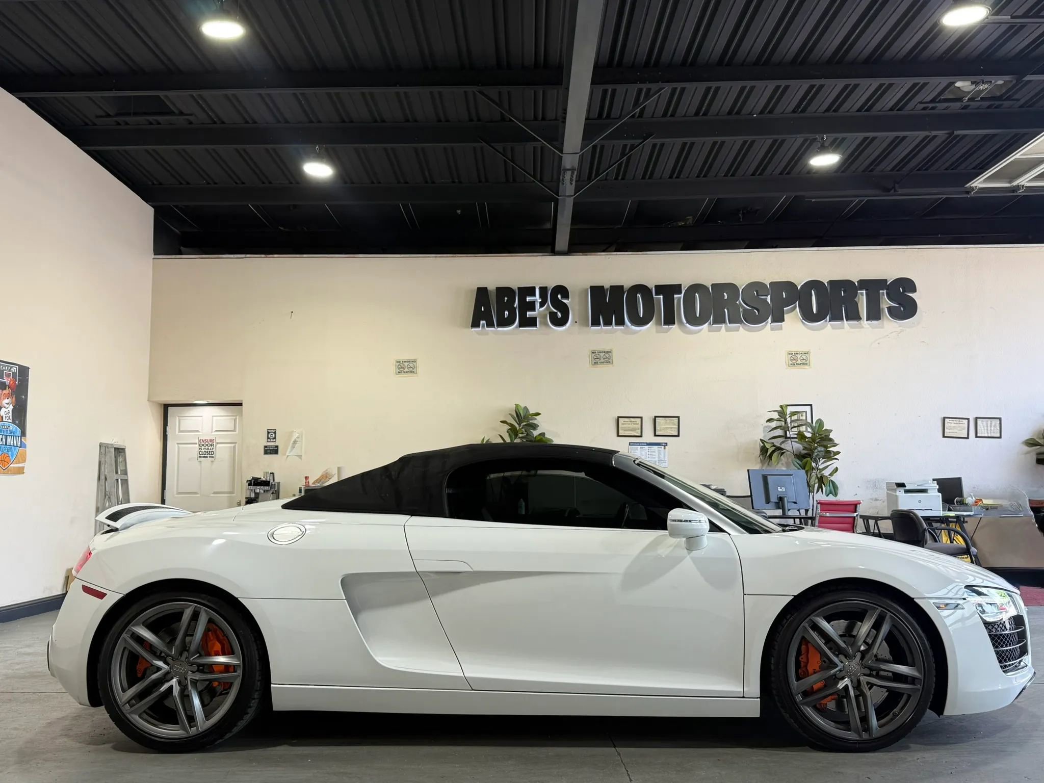 Used 2014 Audi R8 V8 AWD/4WD image 13