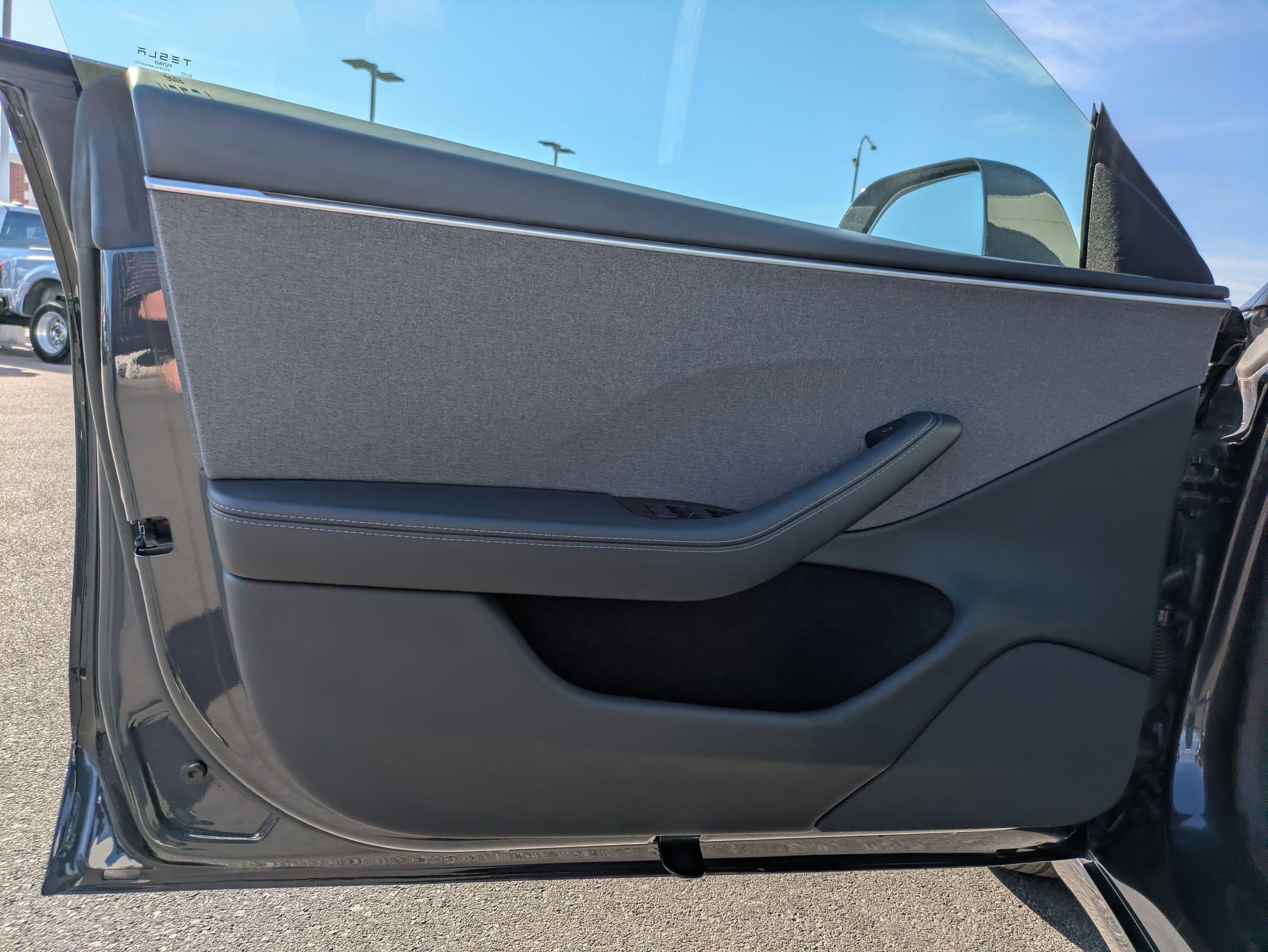Used 2025 Tesla Model 3 image 15