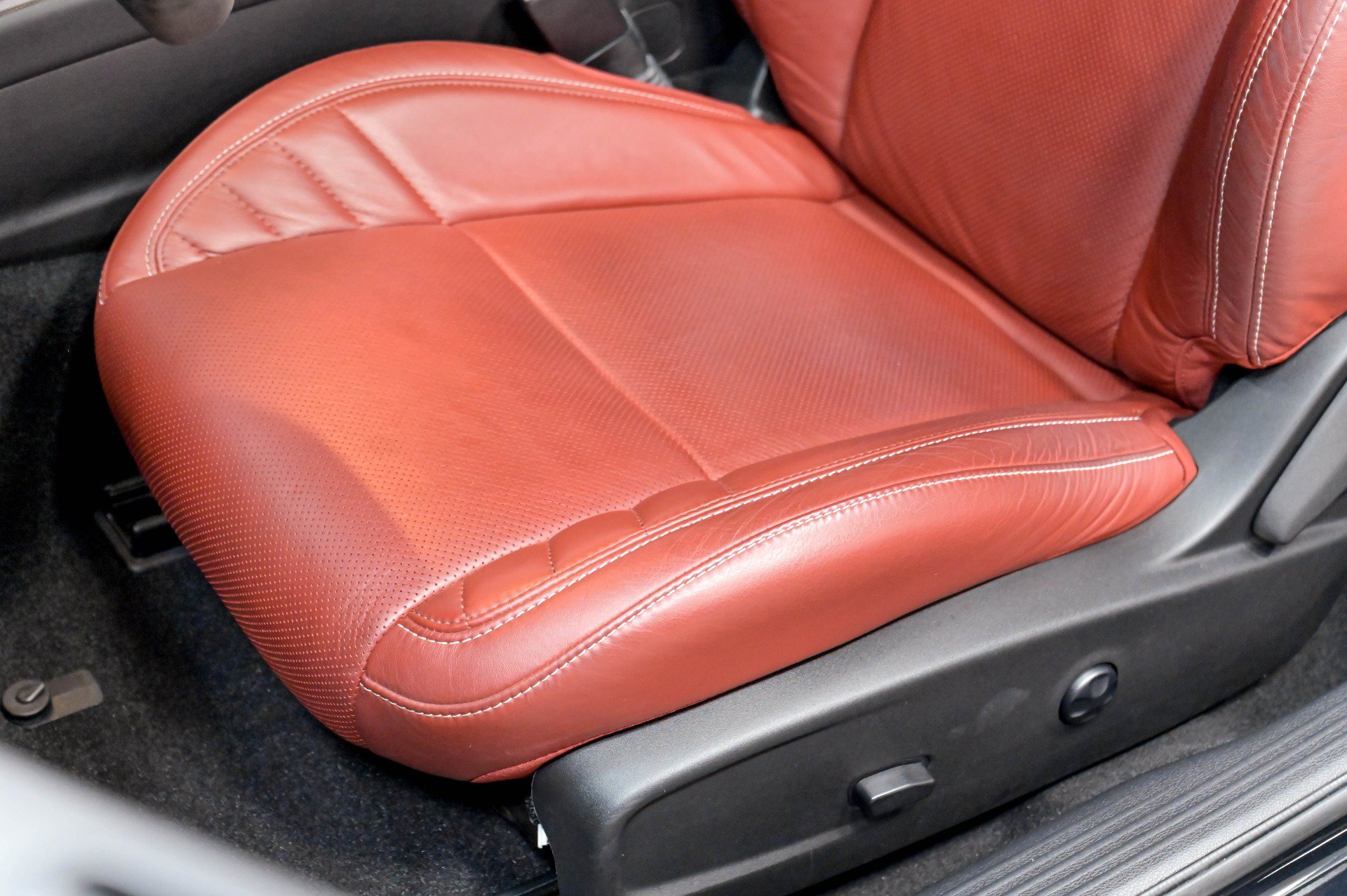 Used 2023 Dodge Challenger SRT Hellcat RWD image 8