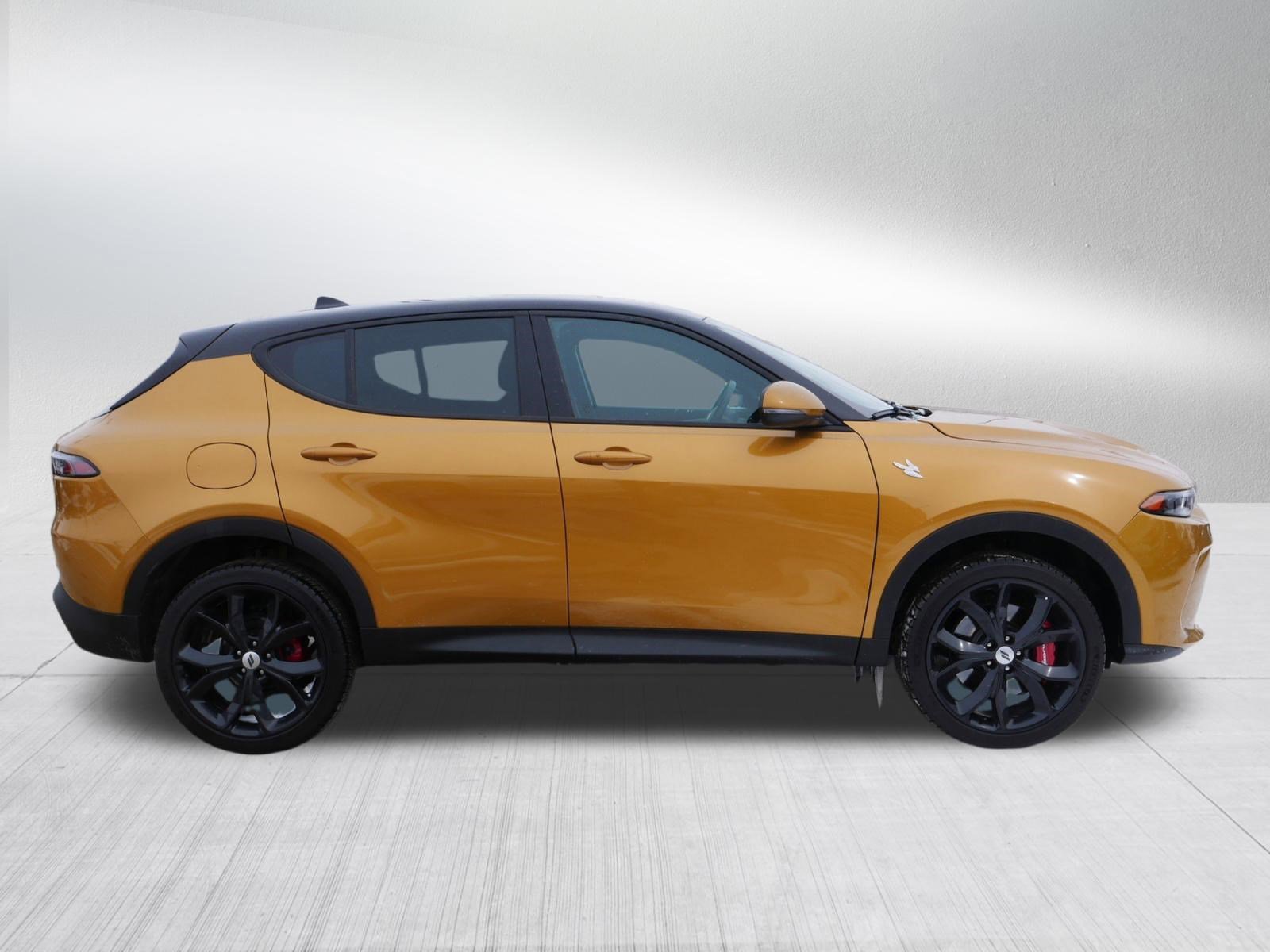 Used 2024 Dodge Hornet GT w/ Track Pack image 8